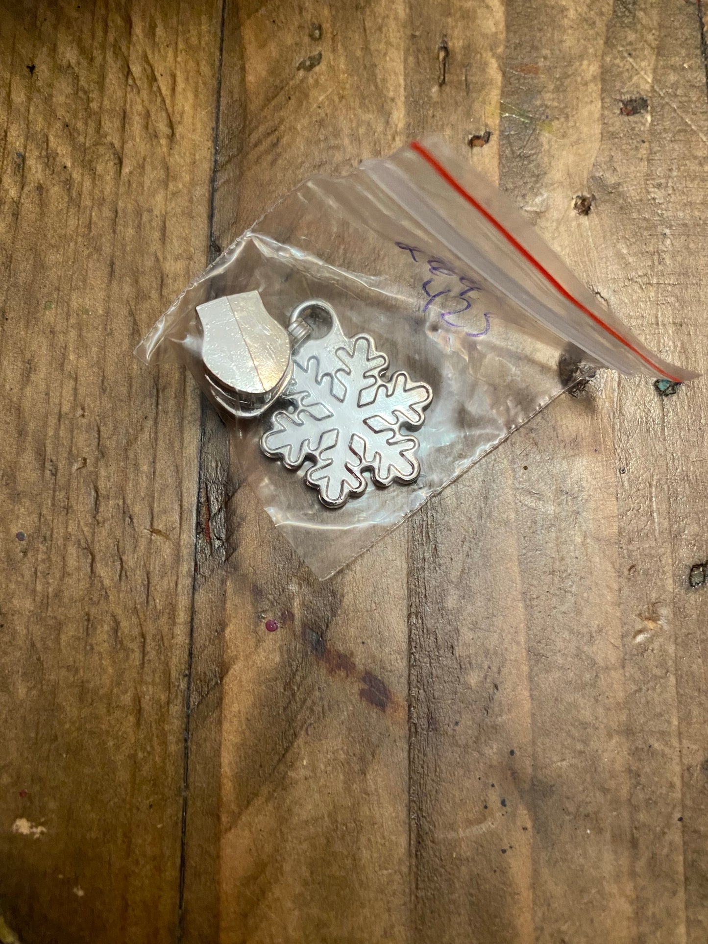 Snowflake Pull - Retail