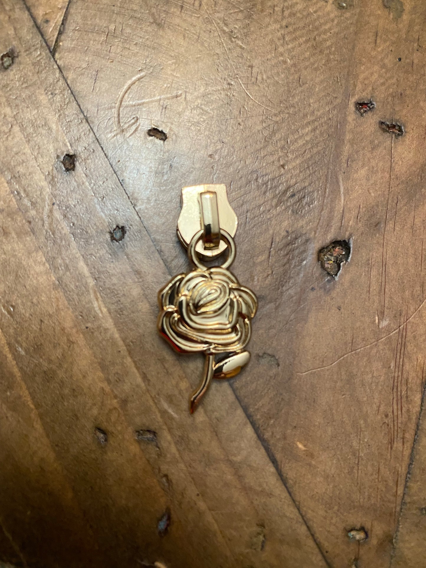 The Beast's Rose Pull - Retail