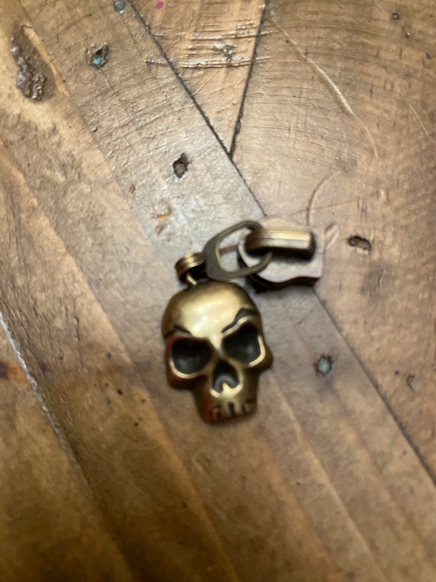 Skull Pull - Retail