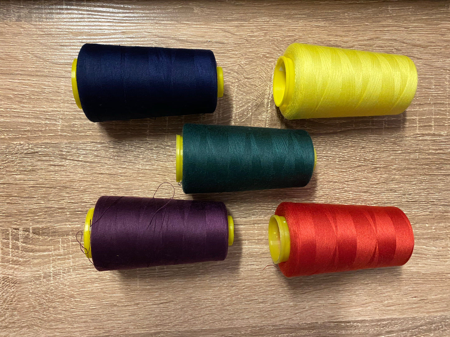 Tex 40 100% Polyester Thread - RETAIL