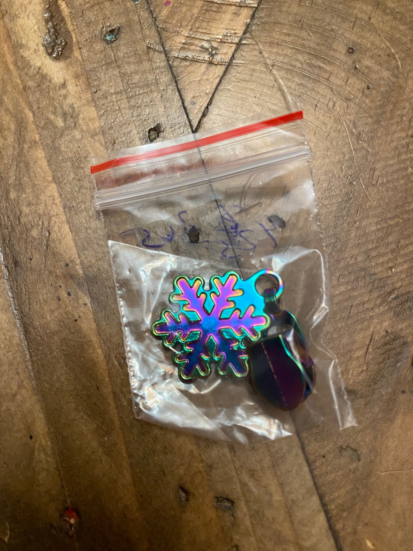 Snowflake Pull - Retail