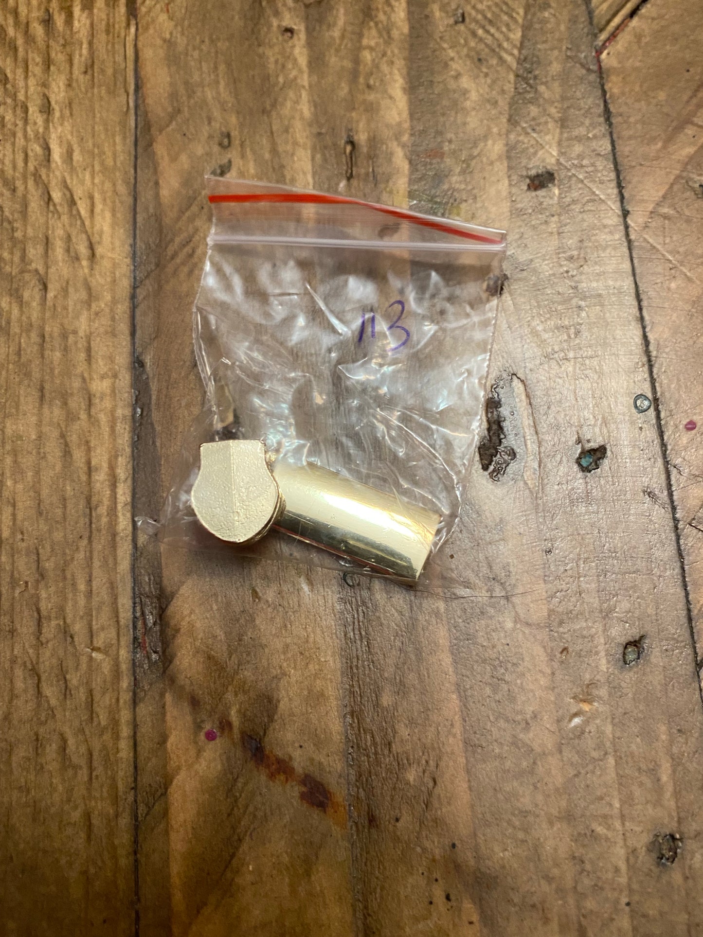 Basic Zipper Pull - Retail