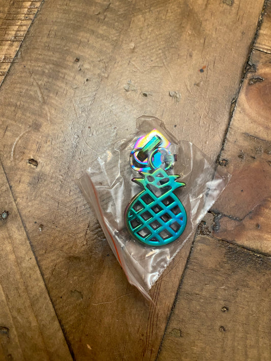 Pineapple Pull - Retail