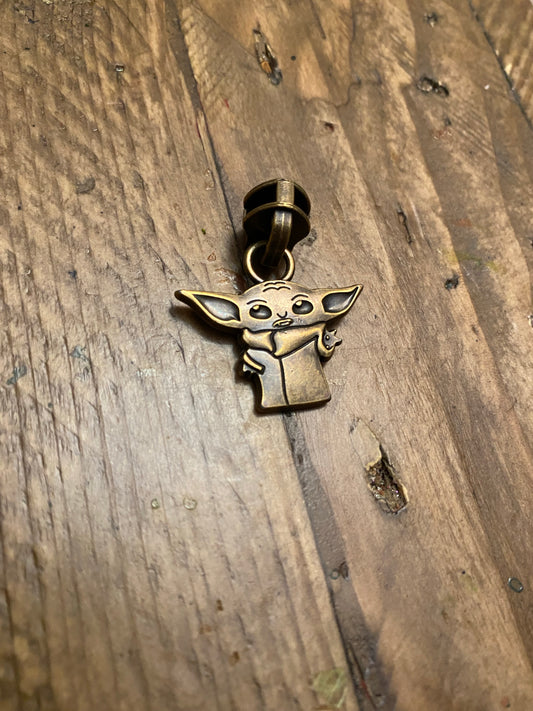Little Yodie Zipper Pull - Retail